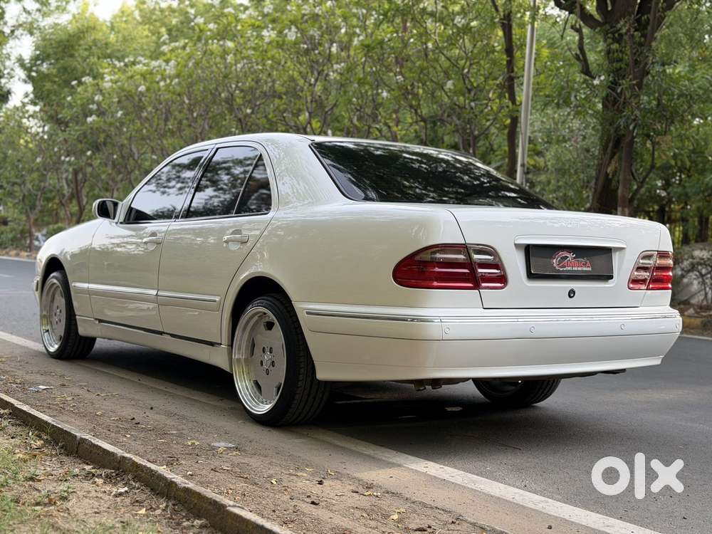 Mercedes-benz E-class 240 V6 At, 2001, Petrol