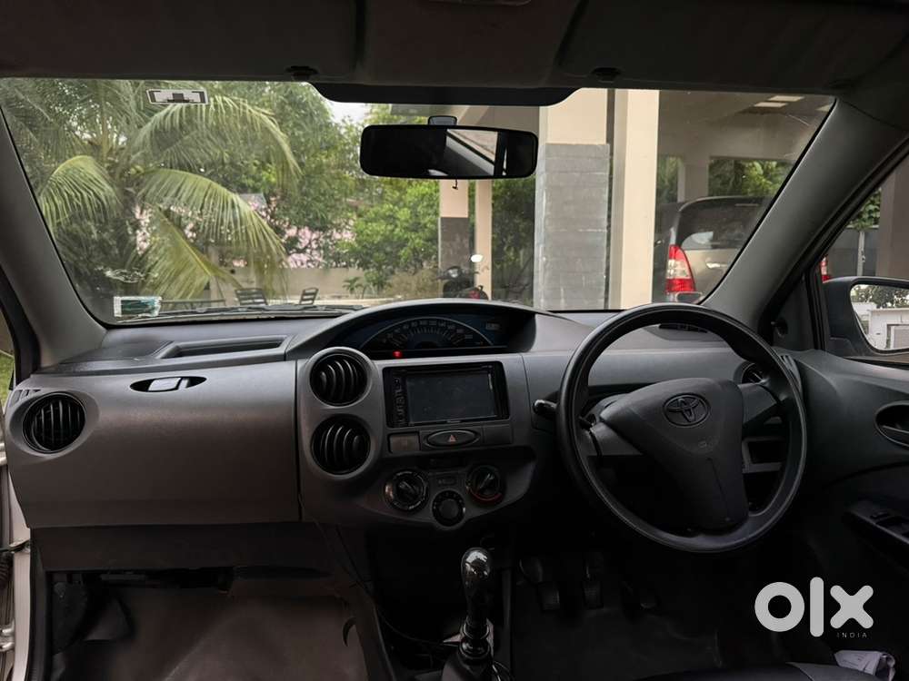 Toyota Etios Liva 2013