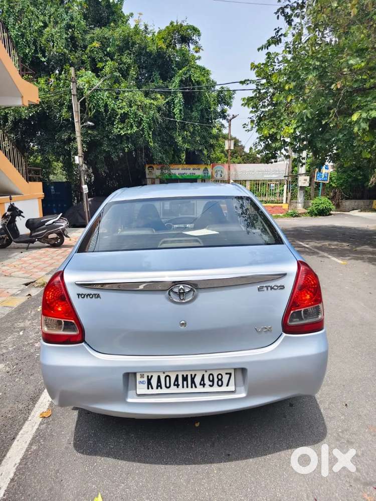 Toyota Etios 1.5 VX, 2011, Petrol