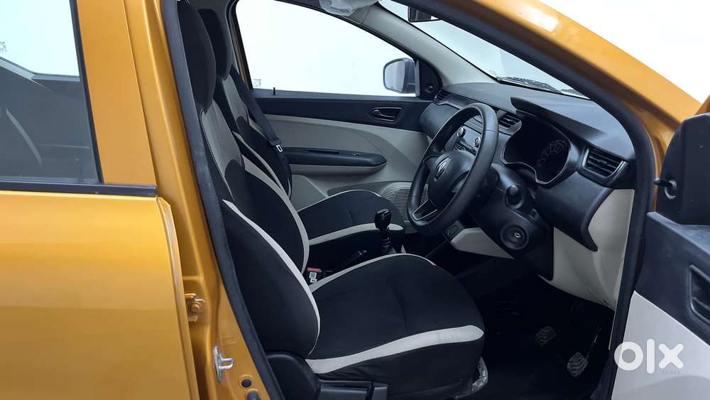 Renault Triber Rxl, 2022, Petrol