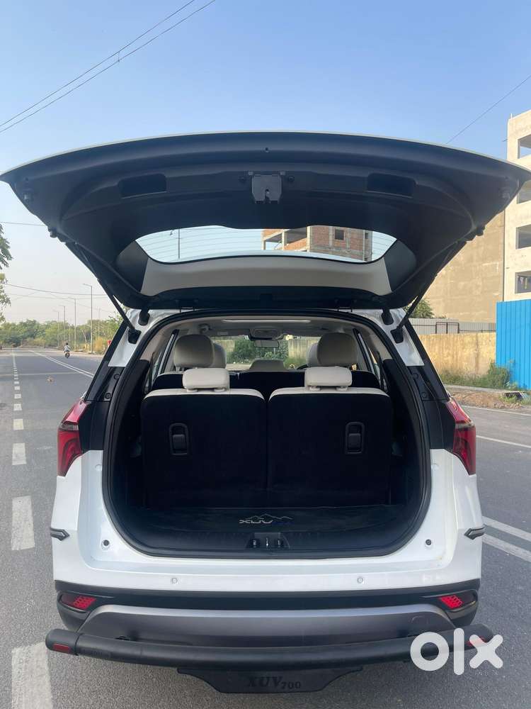 Mahindra Xuv700 2.2 Ax 7 Diesel At Luxury Pack Str Awd, 2023, Diesel