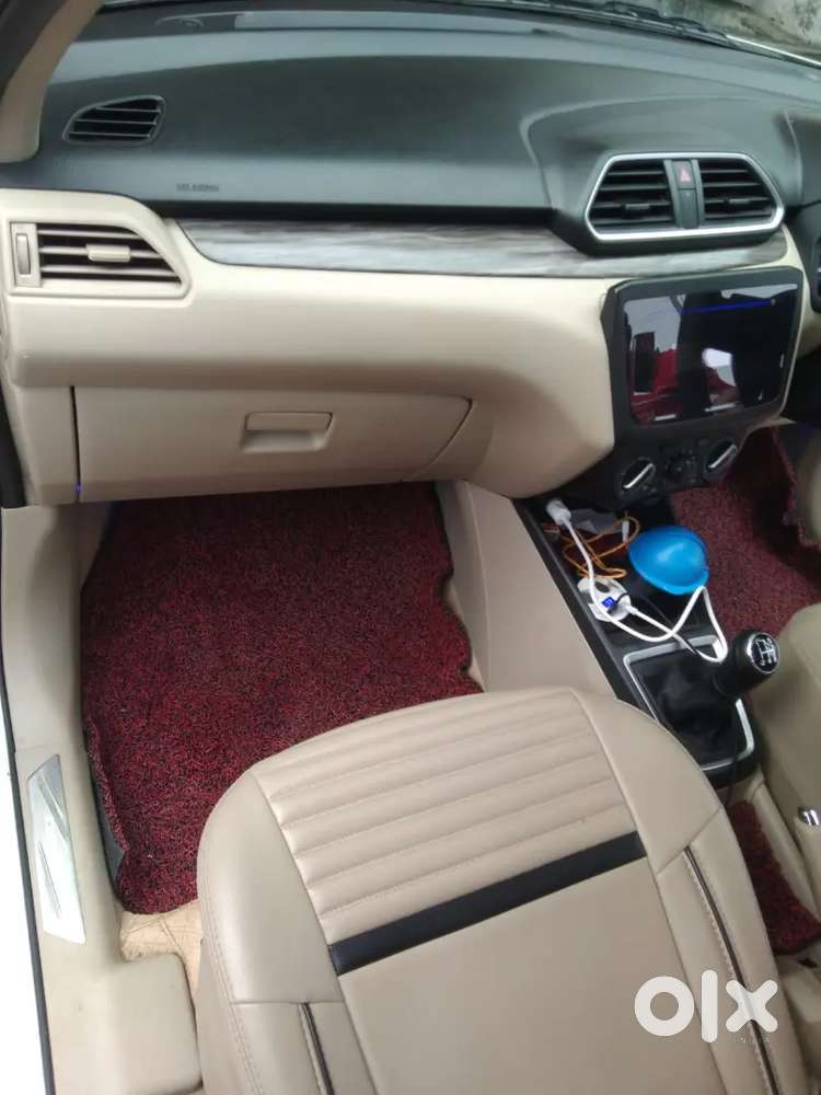 Good Condition Car Bechna Hai