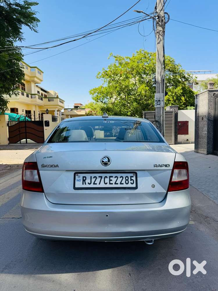 Skoda Rapid 1.6 Ambition Plus Tdi At, 2016, Petrol