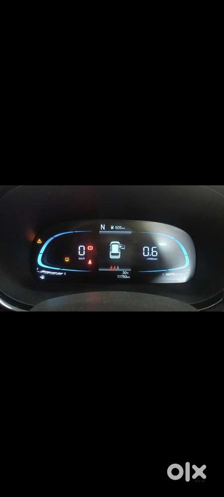 Hyundai Exter Sx (o) Connect 1.2 Amt  Dual Tone, 2024, Petrol