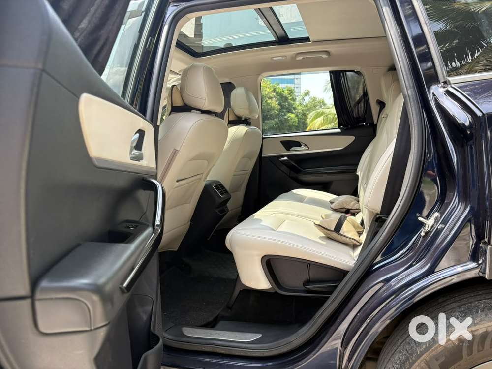 Mahindra Xuv700, 2024, Petrol