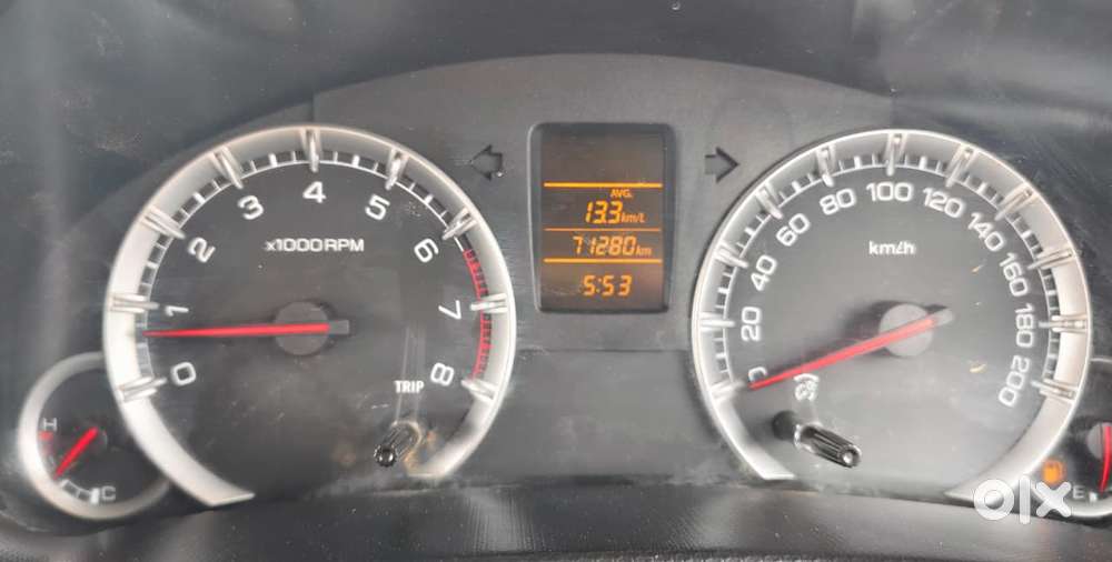 Maruti Suzuki Swift Vxi Abs Bsiv, 2017, Petrol