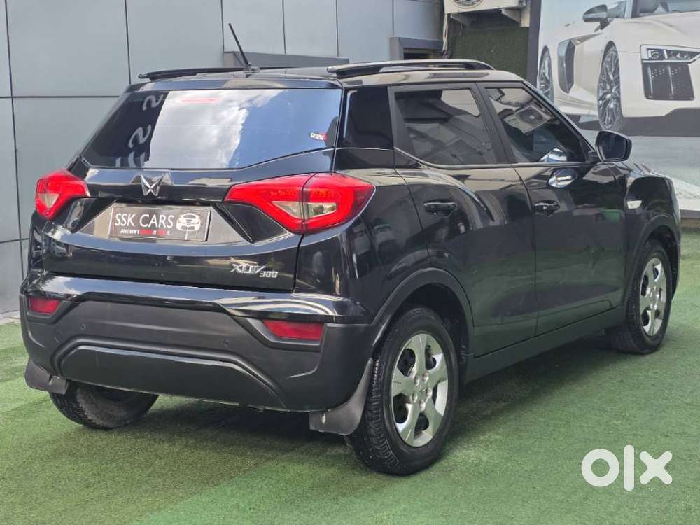 Mahindra Xuv300 W6, 2024, Petrol