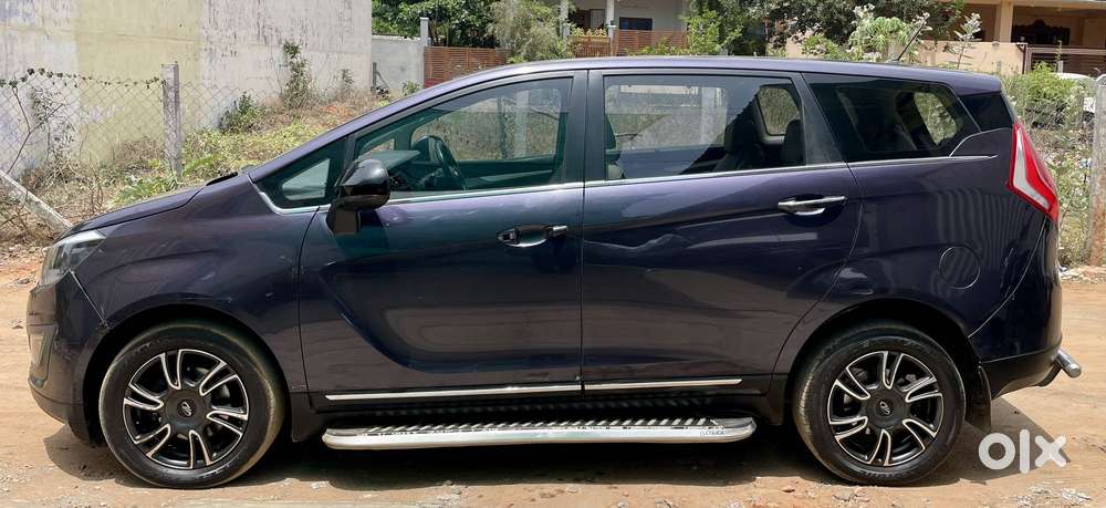 Mahindra Marazzo M8, 2019, Diesel