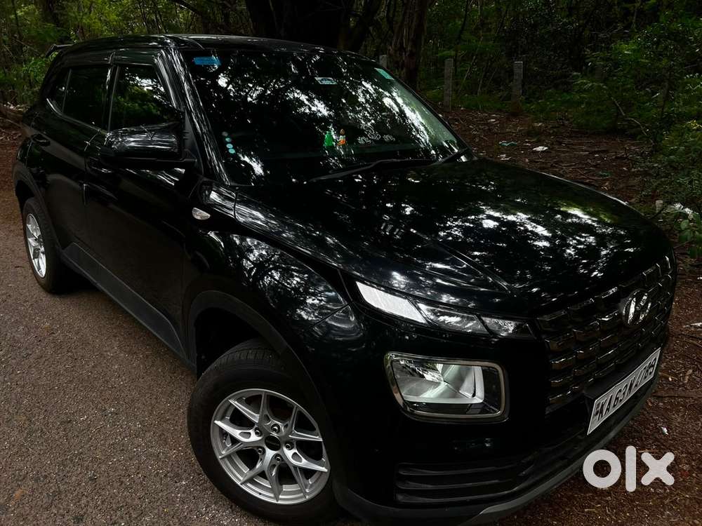 Hyundai Venue - 2023 (converted To Top End)