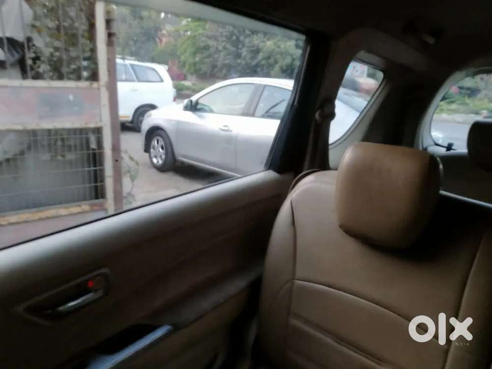 Maruti Suzuki Ertiga Vdi 2012