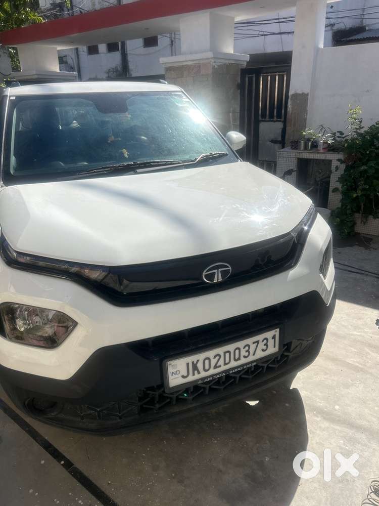 Tata Punch Petrol 2025