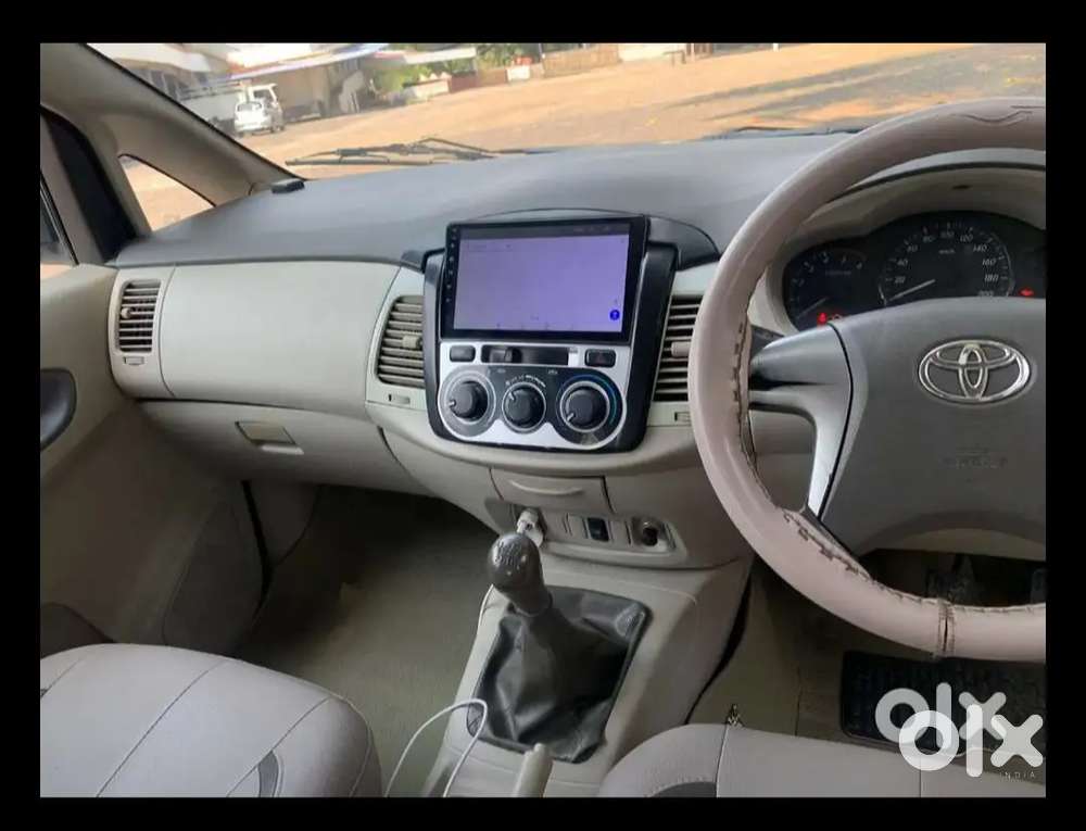 Toyota Innova 2012 Diesel 153000 Km