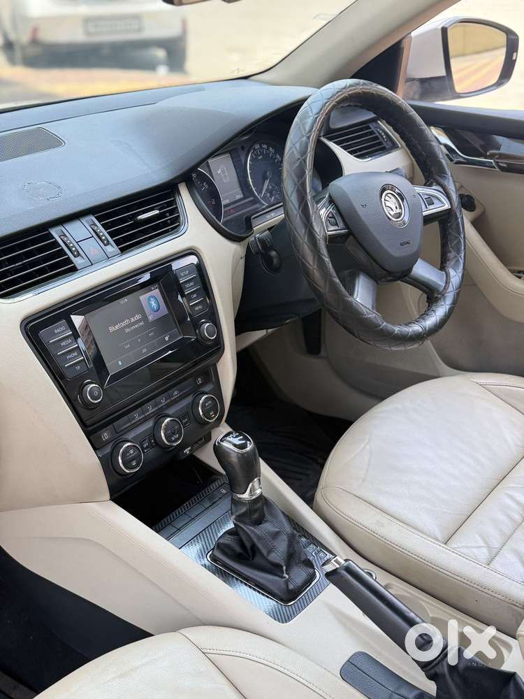 Skoda Octavia Ambition Plus 1.8 Tsi At, 2013, Petrol