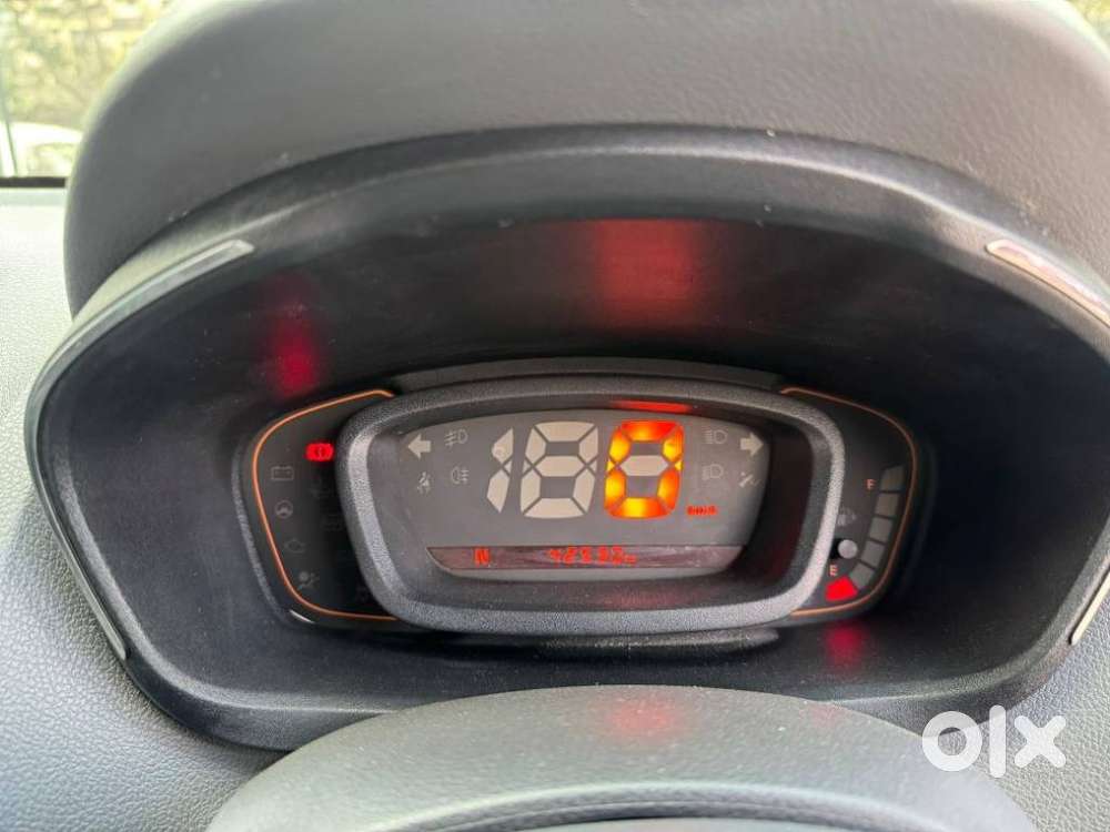 Renault Kwid 1.0 Rxt Amt Opt, 2017, Petrol