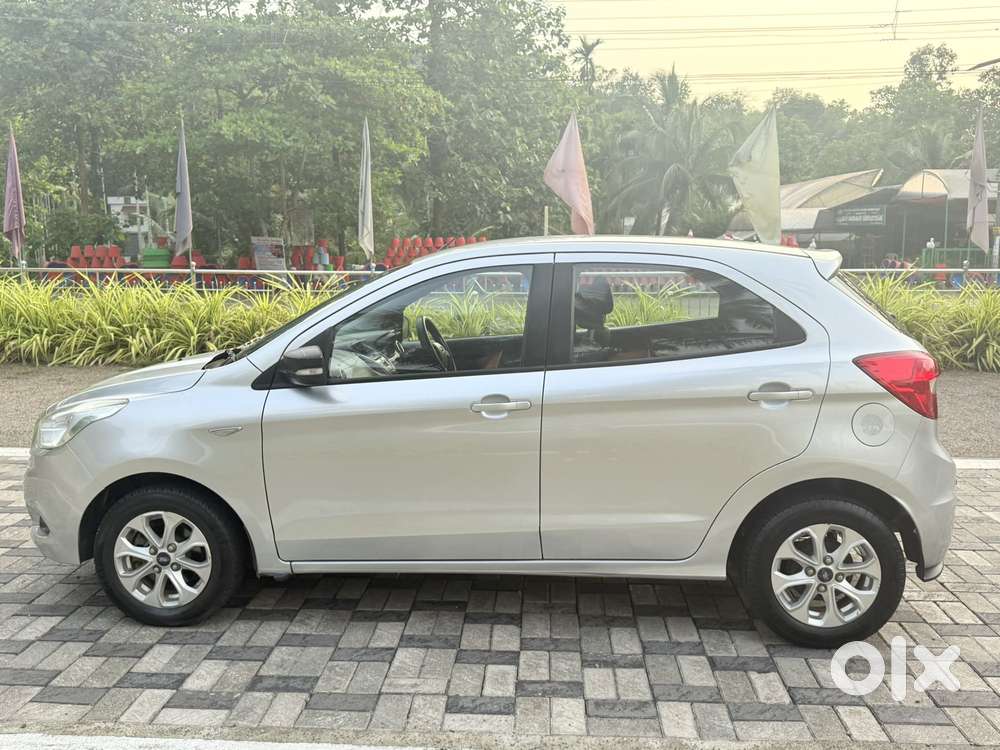 Ford Figo 1.2p Titanium Plus Mt, 2017, Petrol