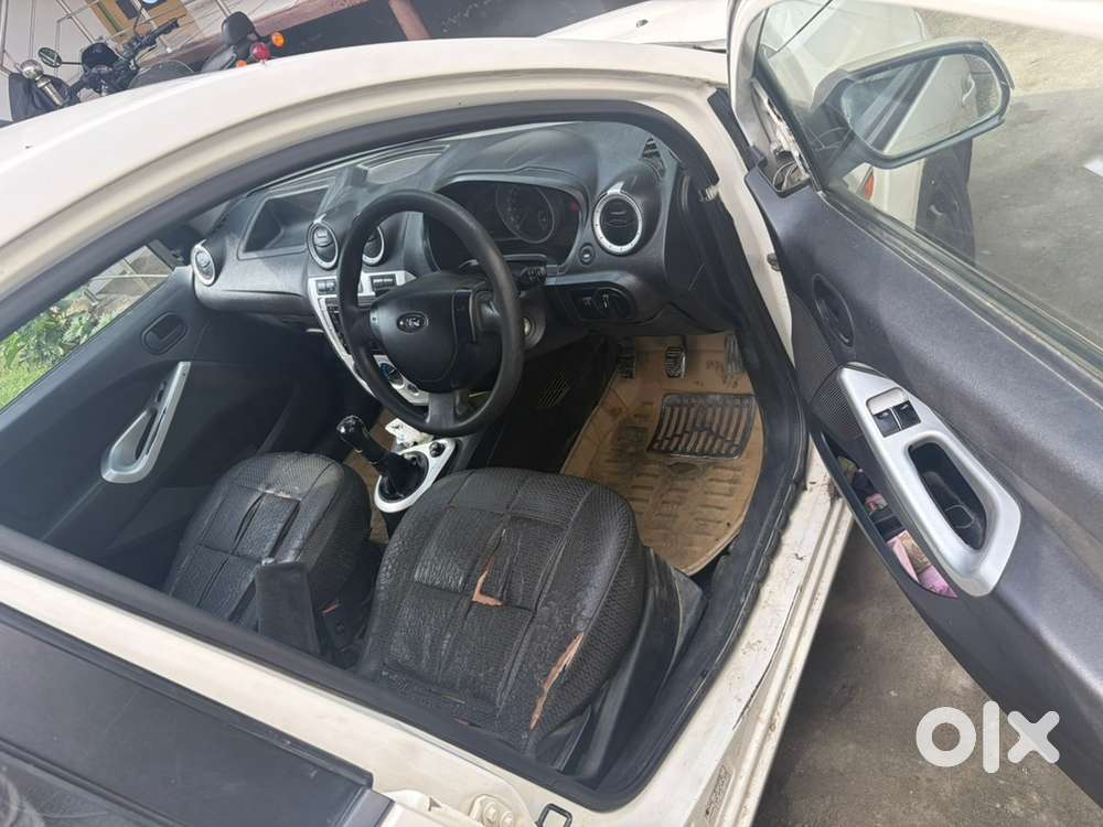 Ford Figo Petrol 2014
