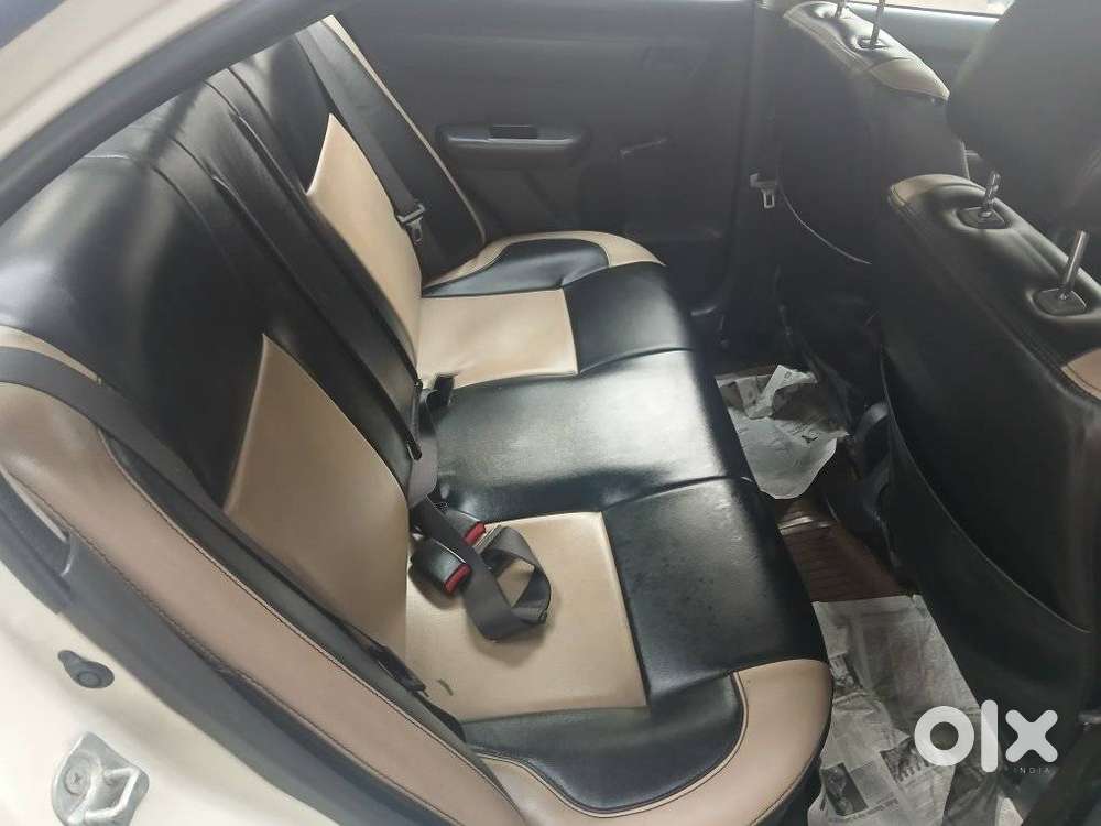 Maruti Suzuki Swift Dzire 1.2 Vxi Bsiv, 2010, Petrol