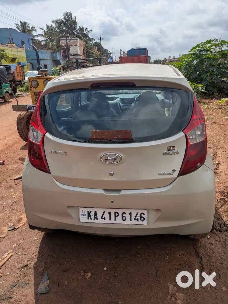 Hyundai Eon Magna + 2012