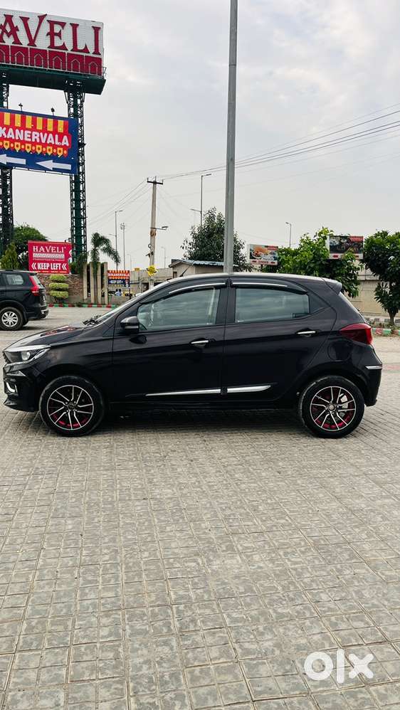 2022 Tata Tiago Xza Plus Dual Tone