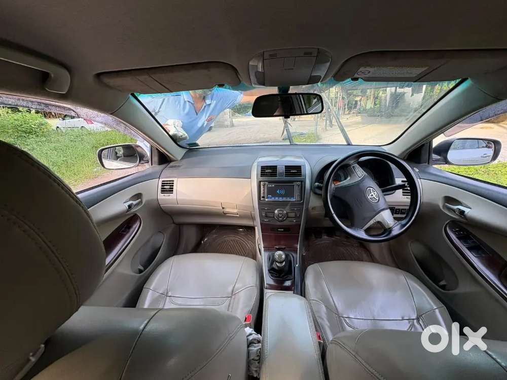Toyota Corolla Altis 2013