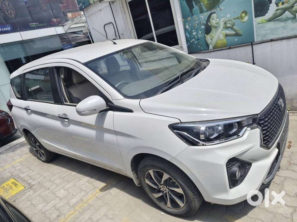 Toyota Rumion V Mt, 2025, Petrol