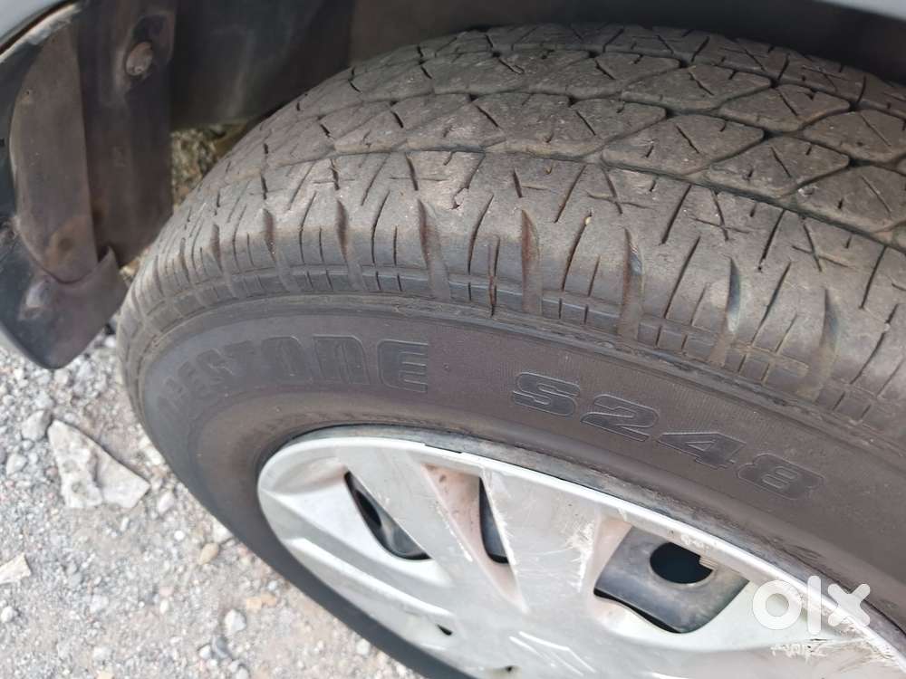 Maruti Suzuki Swift Dzire 1.2 Vxi Bsiv, 2014, Petrol