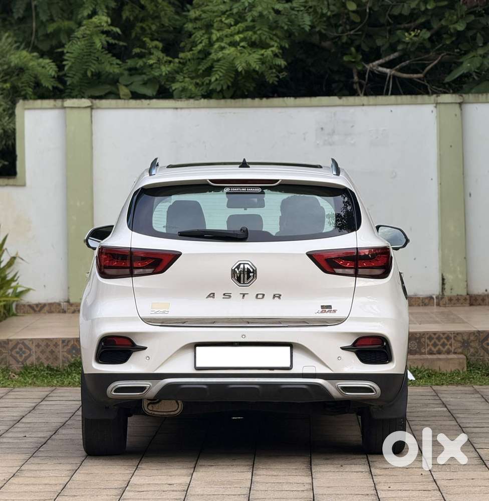 Mg Astor 1.5 Savvy Cvt S Red, 2021, Petrol