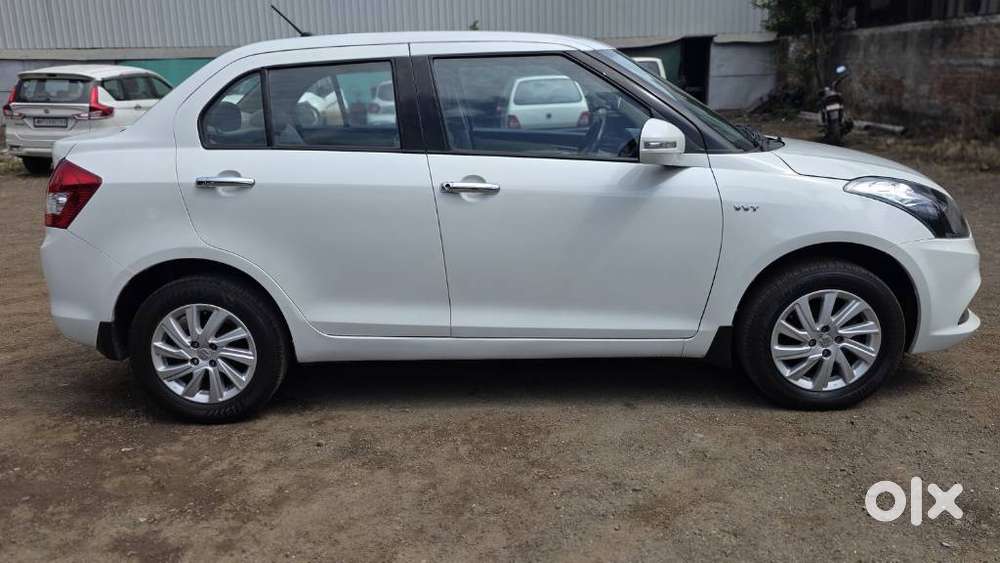Maruti Suzuki Swift Dzire 1.2 Zxi Bsiv, 2015, Petrol