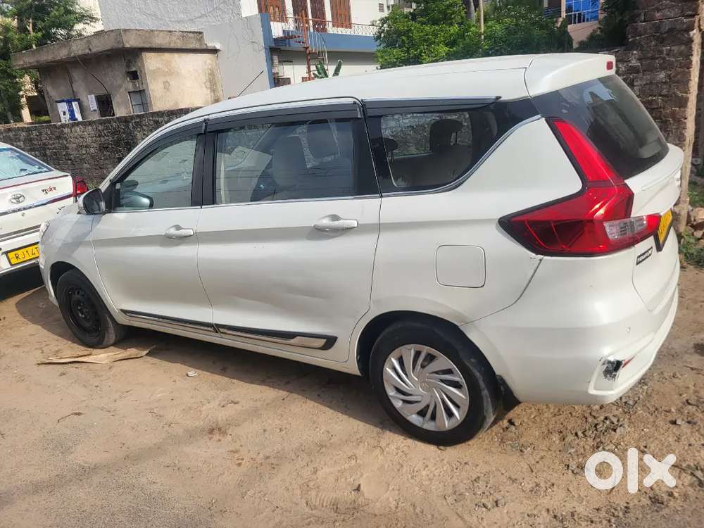 Maruti Suzuki Ertiga Vxi 2022