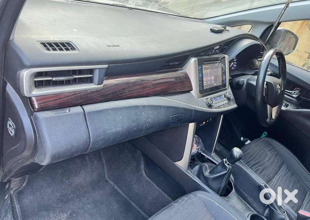 Toyota Innova Crysta