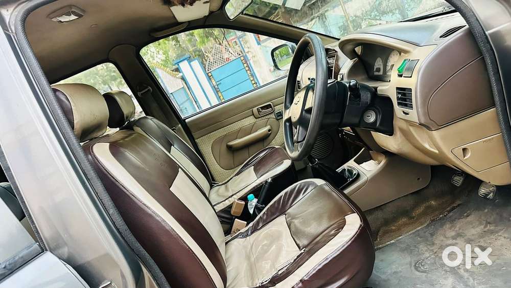 Chevrolet Tavera Neo 3 Ls 7 Seats Bsiv, 2011