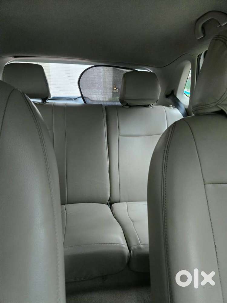 Volkswagen Polo Petrol Highline 1.2l, 2012, Petrol