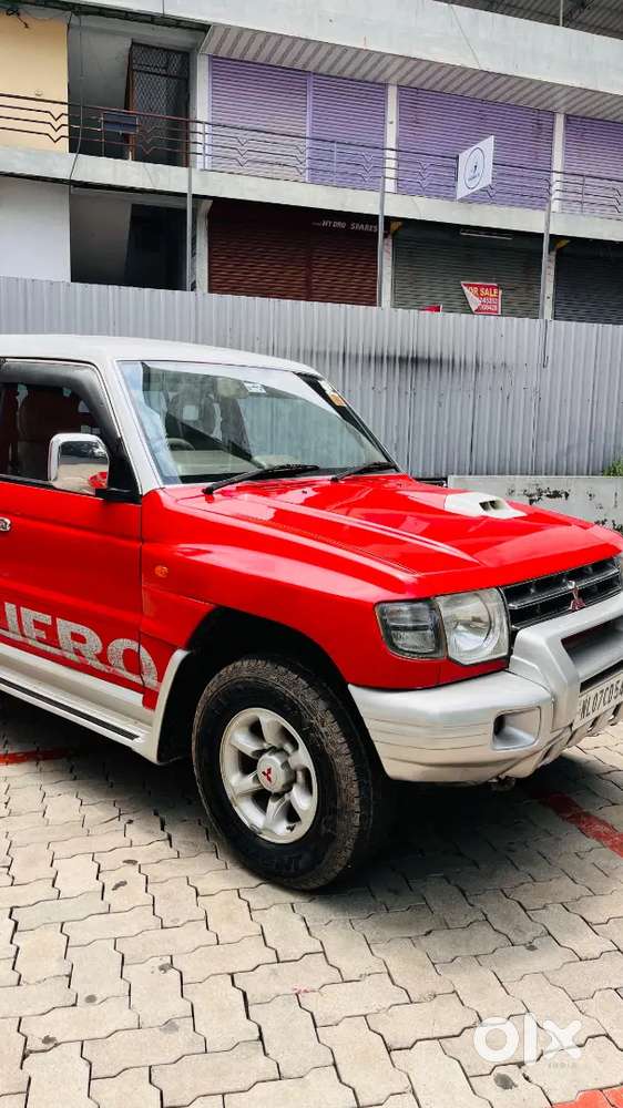 Mitsubishi Pajero 2010 Diesel 124000 Km Driven