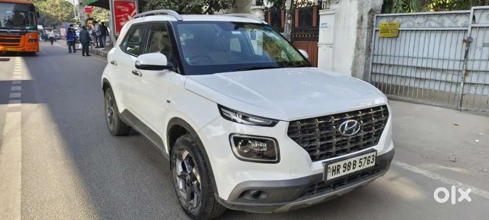 Hyundai Venue 1.0 Sx (o) Turbo Dct, 2021, Petrol