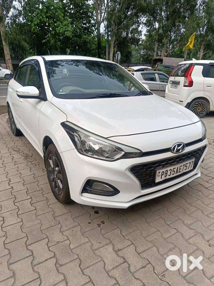 Hyundai Elite I20 Sportz (o) 1.2, 2019, Petrol