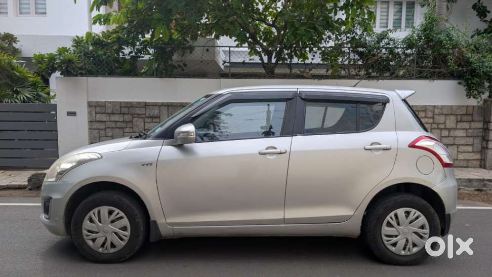 Maruti Suzuki Swift Vxi + Manual, 2015, Petrol