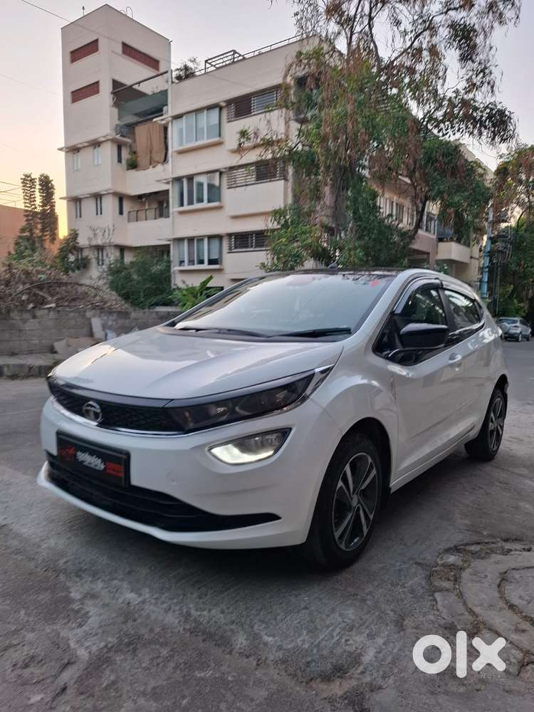 Tata Altroz Xz Plus (s), 2023, Petrol