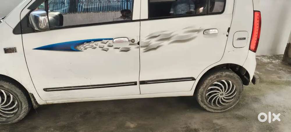 Maruti Suzuki Wagon R 2013 Petrol Well Maintained