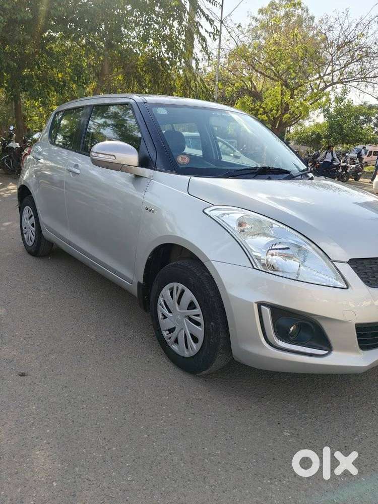 Maruti Suzuki Swift Vxi + Manual, 2015, Petrol