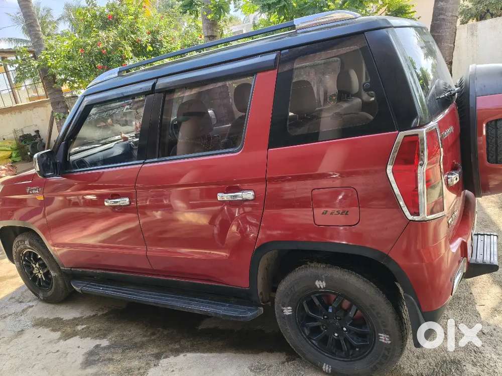 Mahindra Tuv 300 2017