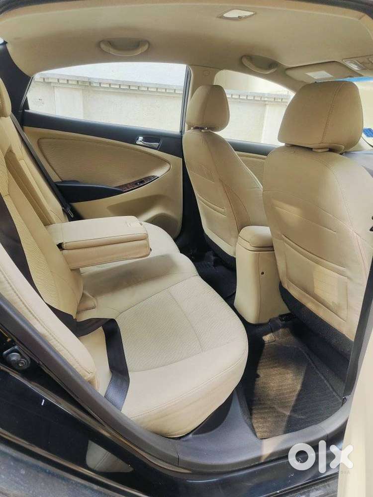 Hyundai Verna 1.6 Fluidic Vtvt S (o) At, 2014, Petrol