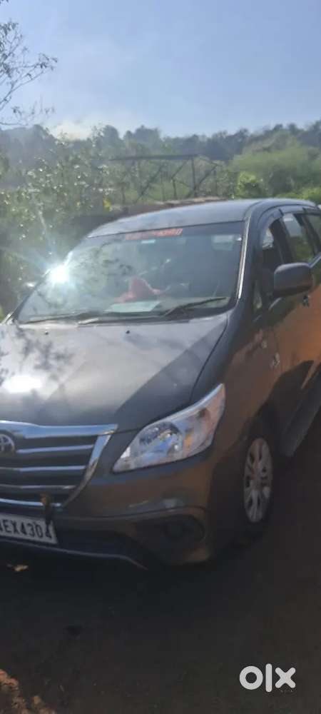 Toyota Innova 2011 Diesel Car