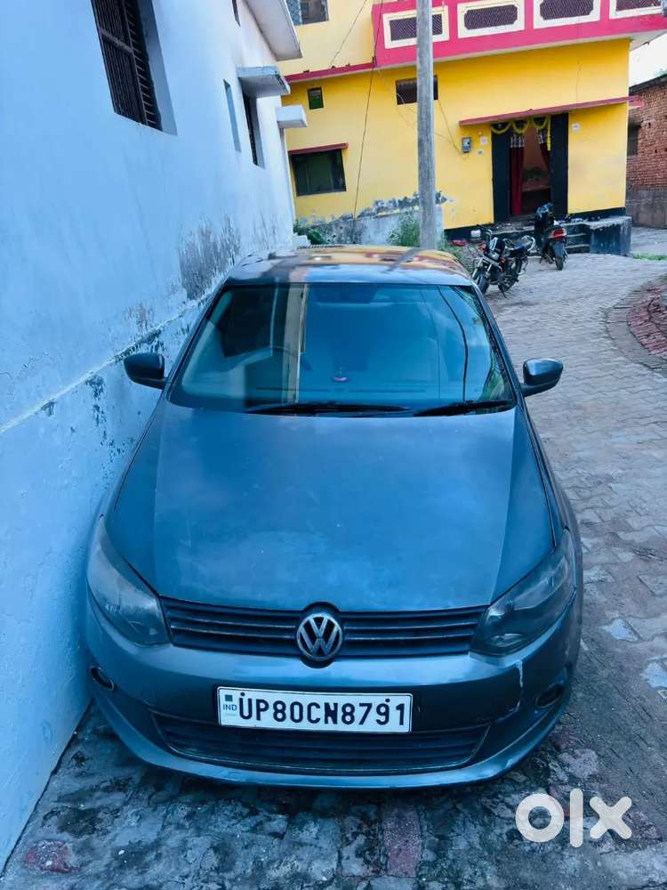 Volkswagen Vento1.6 Petrol 2013