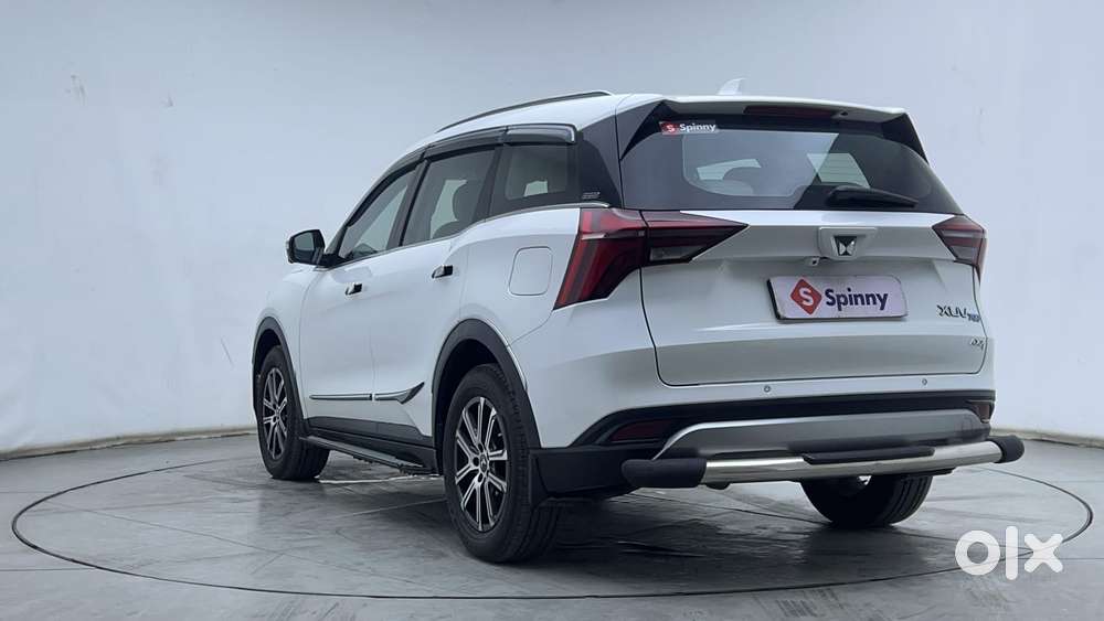 Mahindra Xuv700 2.2 Ax 7 Diesel Mt Luxury Pack Str, 2022, Diesel