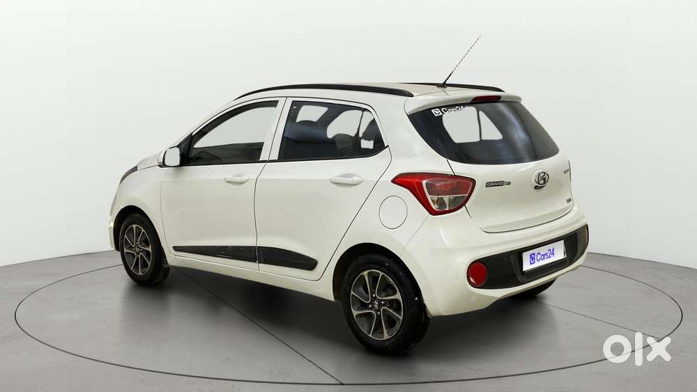 Hyundai Grand I10 2013-2016 At Sportz, 2017, Petrol