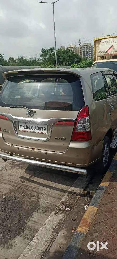 Toyota Innova 2005 Diesel 200000 Km Driven