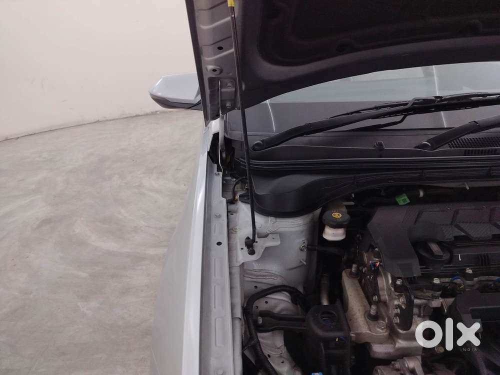 Hyundai Verna 1.5 Sx Petrol Mt, 2024, Petrol