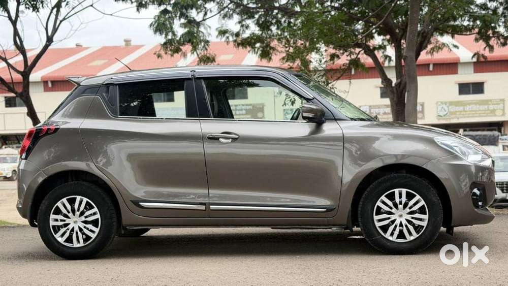 Maruti Suzuki Swift Vxi Abs Bsiv, 2023, Petrol