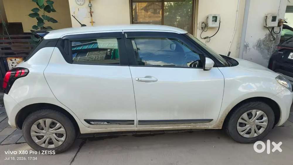 Maruti Suzuki Swift Vxi 2019