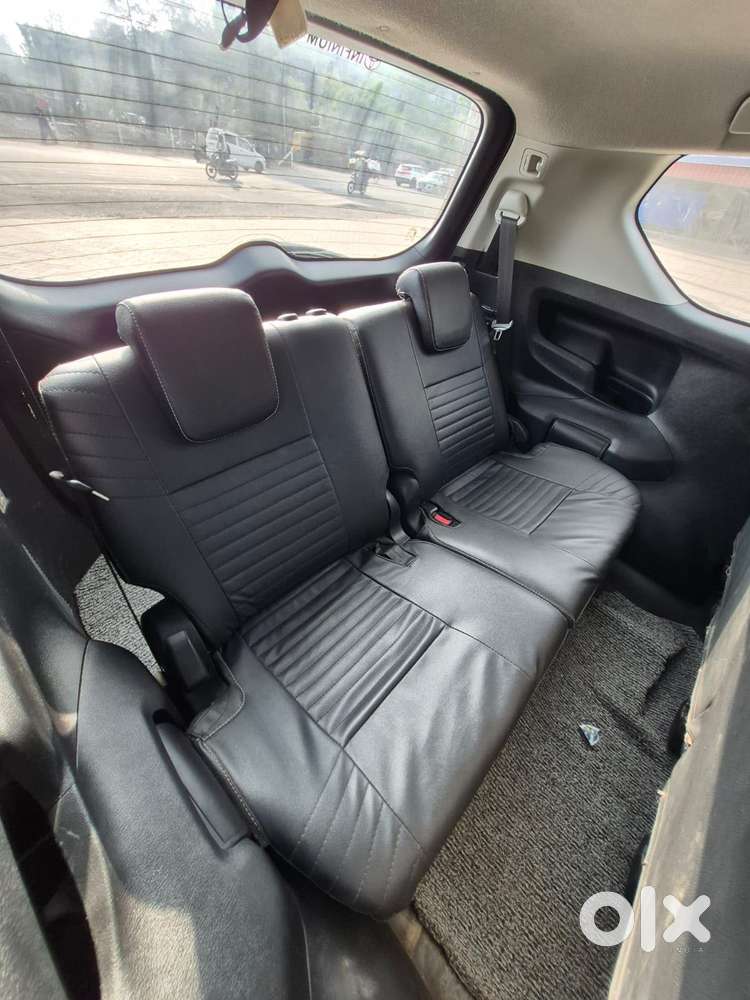 Toyota Innova Crysta 2.8 Gx At 8 Seater, 2017, Diesel